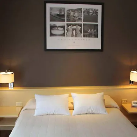 Ancora Riviera 3* ラヴァーニャ