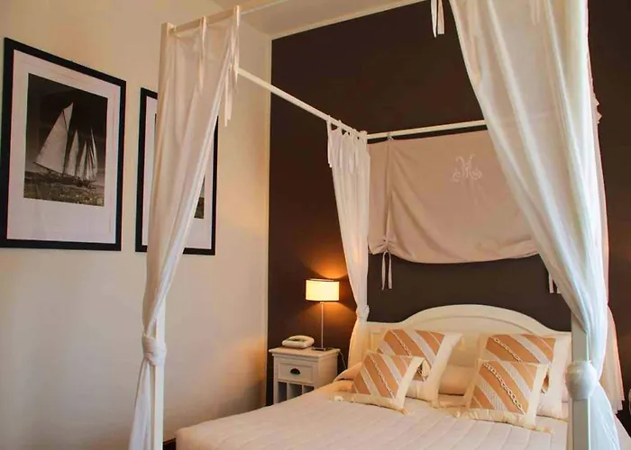 Ancora Riviera Szálloda 3*